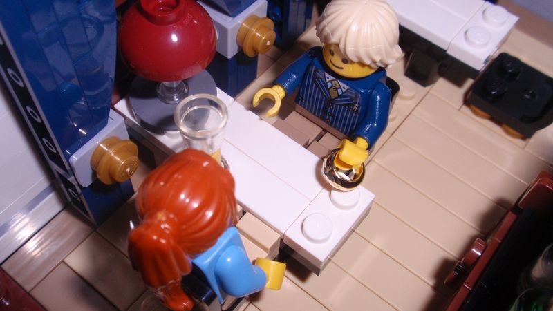 10243 - Parisian restaurant Chez Albert ila_rendered