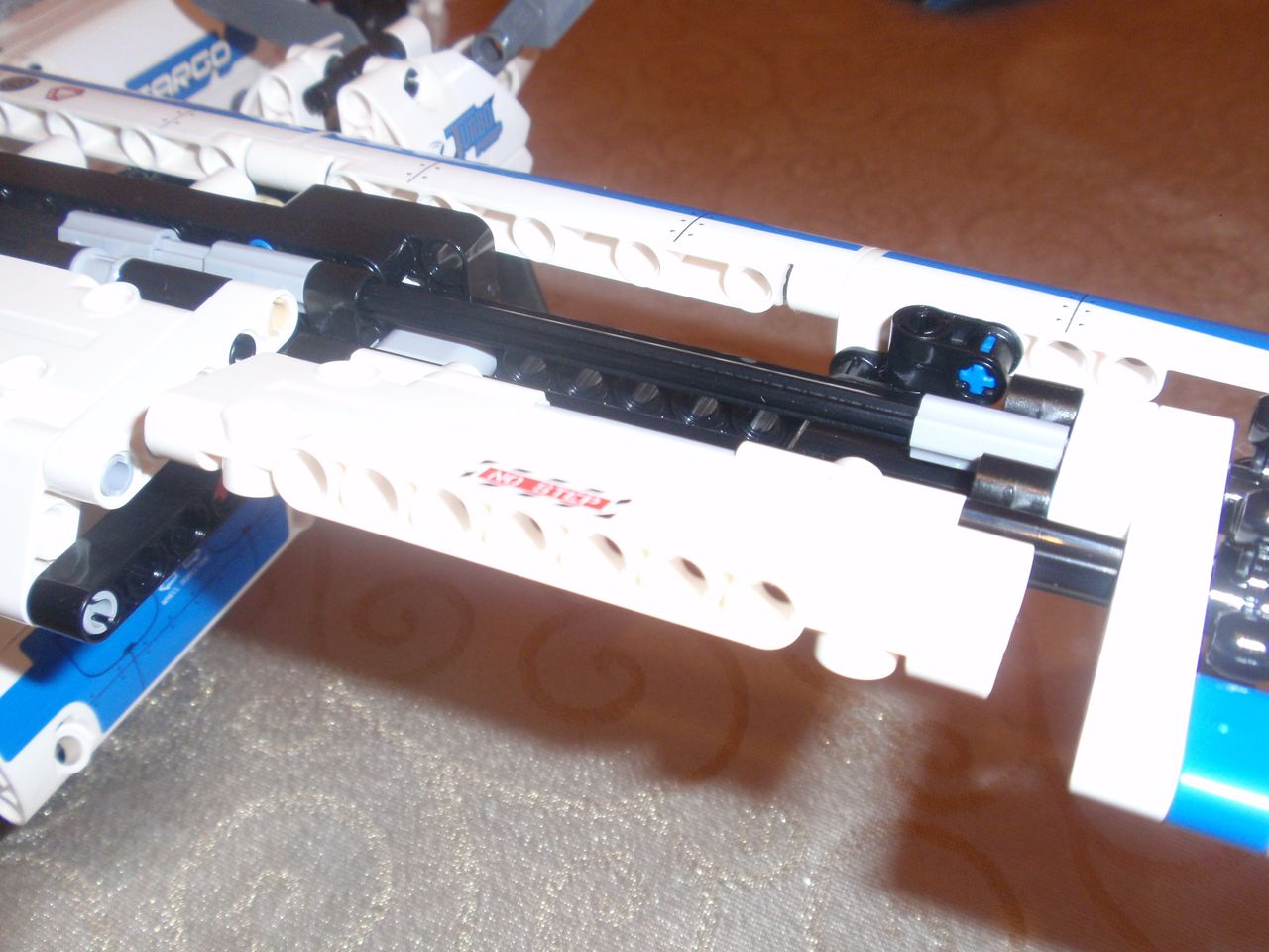 42025 - Cargo Plane (Slovenská predpremiéra) ila_rendered